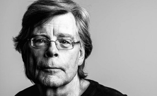 Why do people love Stephen King, and why do some critics knock him?
