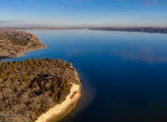 Where is Lake Francis Case on the map? Exact location of Lake Francis