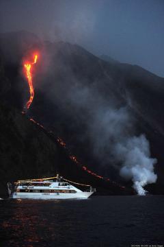 Stromboli volcano photo